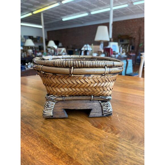 Handmade Thai Woven Wicker Basket with Footed Wood Base and Bamboo Trim - Picture 2 of 5